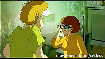 การผจญภัยทางทวารหนักของ Velma ในการ์ตูน Scooby Doo Hentai